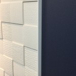 タイルとガラスを使ったオフィスエントランスのリニューアル事例